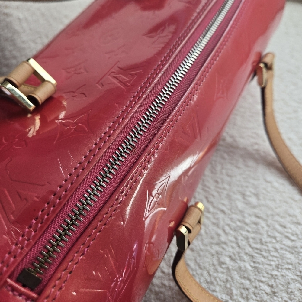 Louis Vuitton Red Vernis papillon bedford bag - Picture 15 of 17